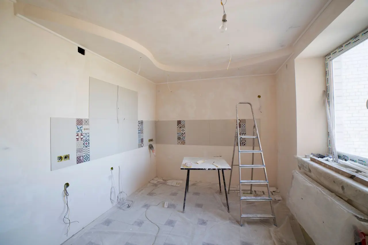 Kitchen Ceiling Water Damage Repair in Freeport