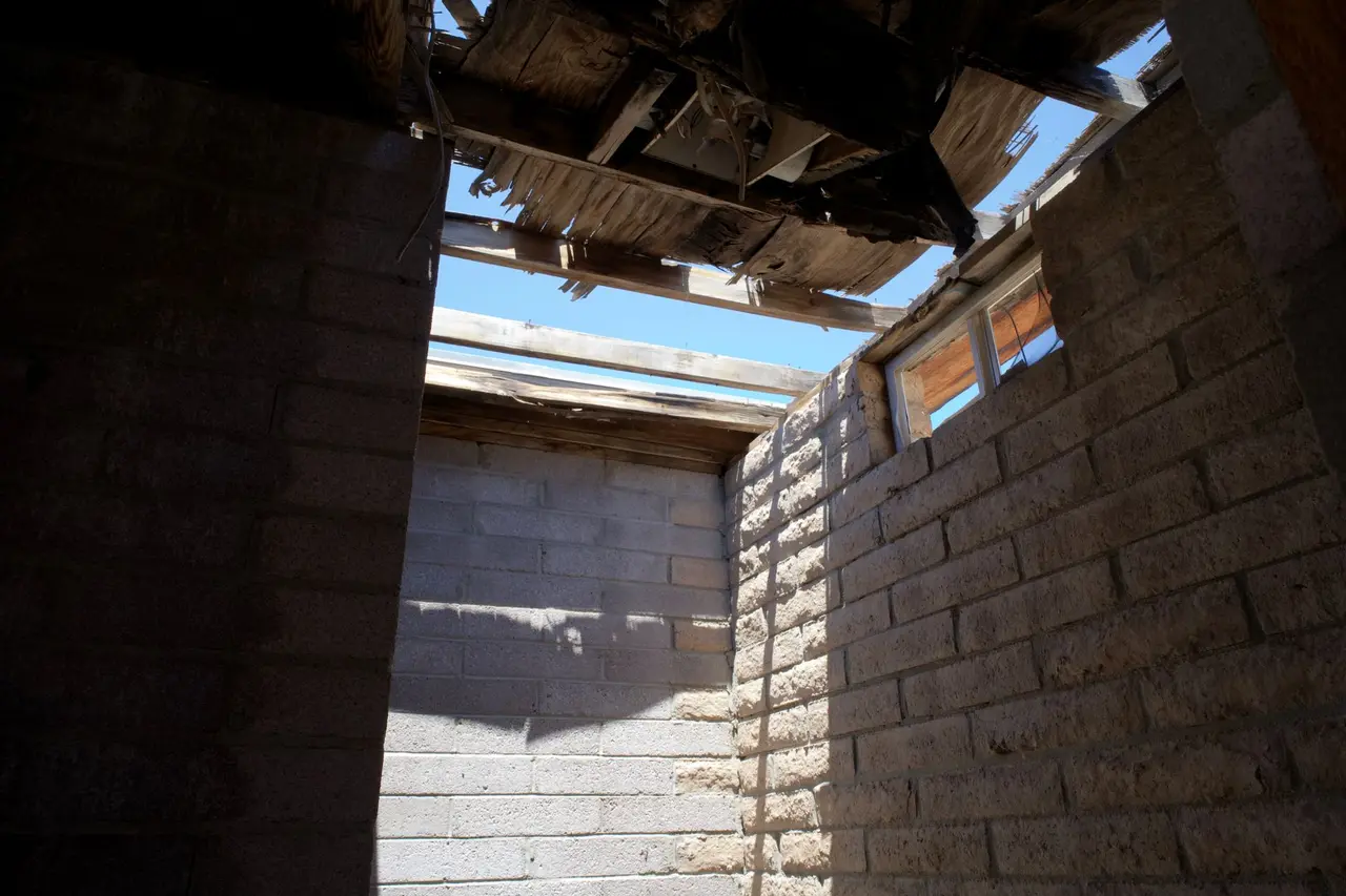 Structural Drying After Ceiling Leak in Freeport